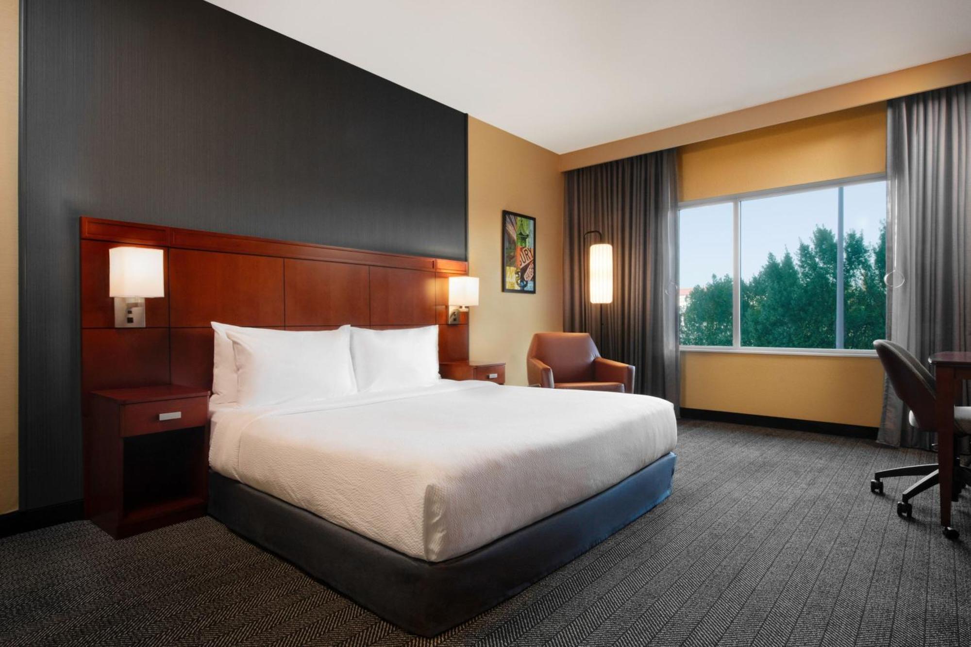 Courtyard By Marriott San Jose North/ Silicon Valley Екстер'єр фото