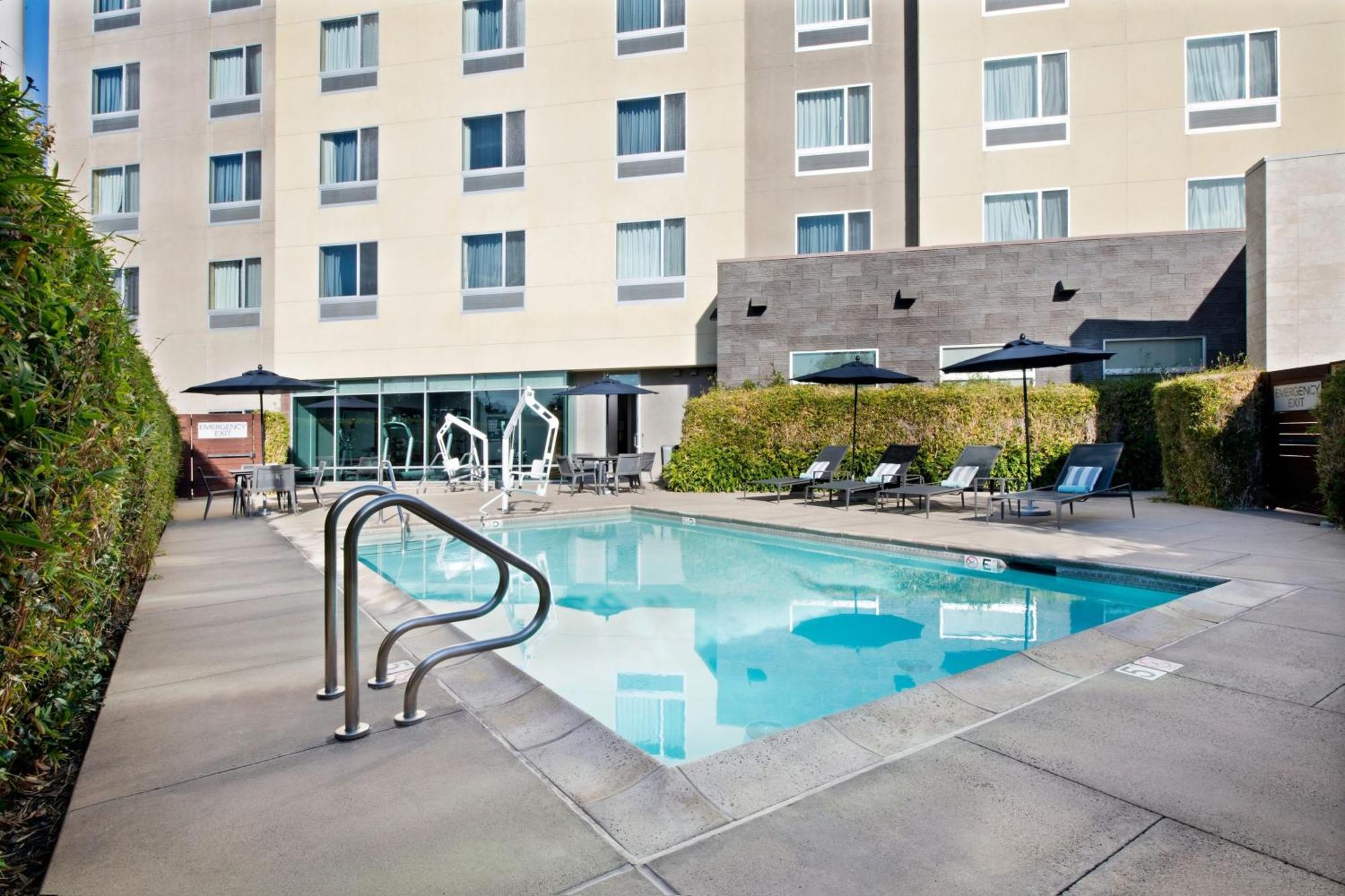 Courtyard By Marriott San Jose North/ Silicon Valley Екстер'єр фото