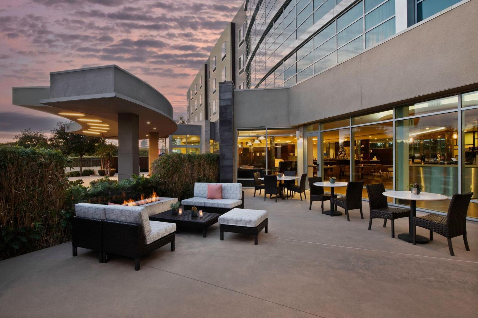 Courtyard By Marriott San Jose North/ Silicon Valley Екстер'єр фото