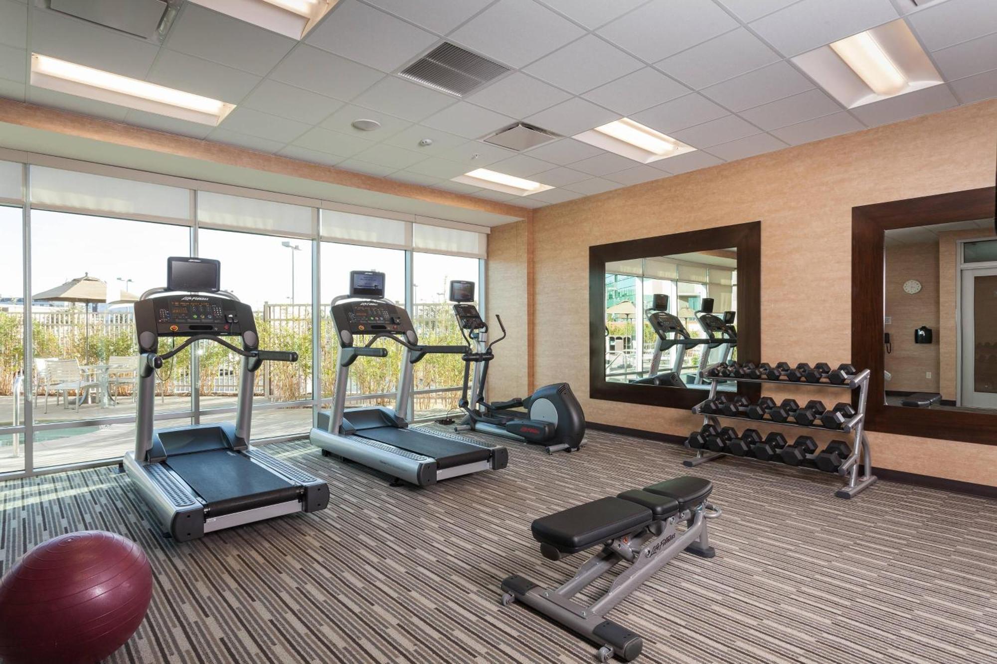 Courtyard By Marriott San Jose North/ Silicon Valley Екстер'єр фото